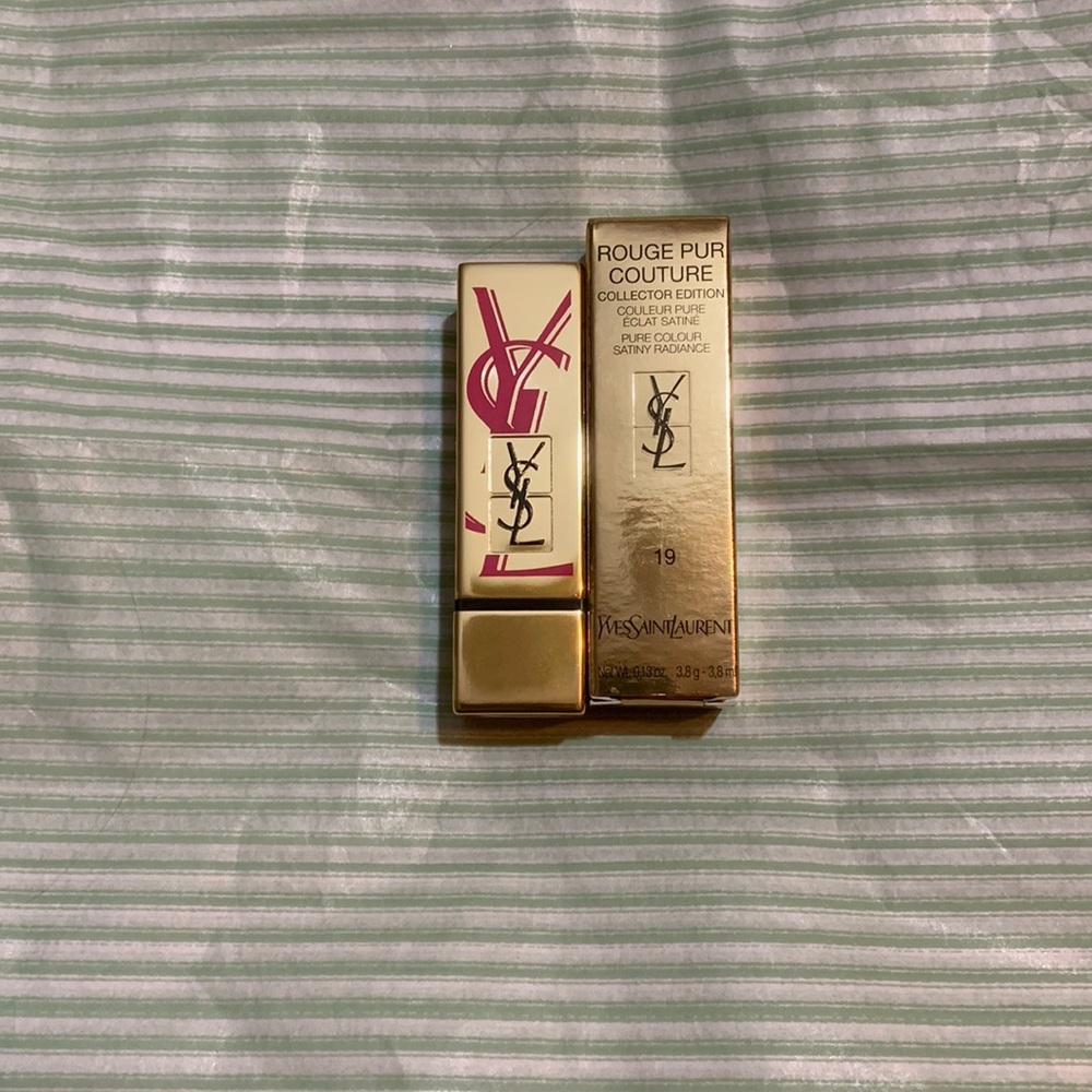 YSL Rouge Pur Couture Lipstick in LE Fuschia